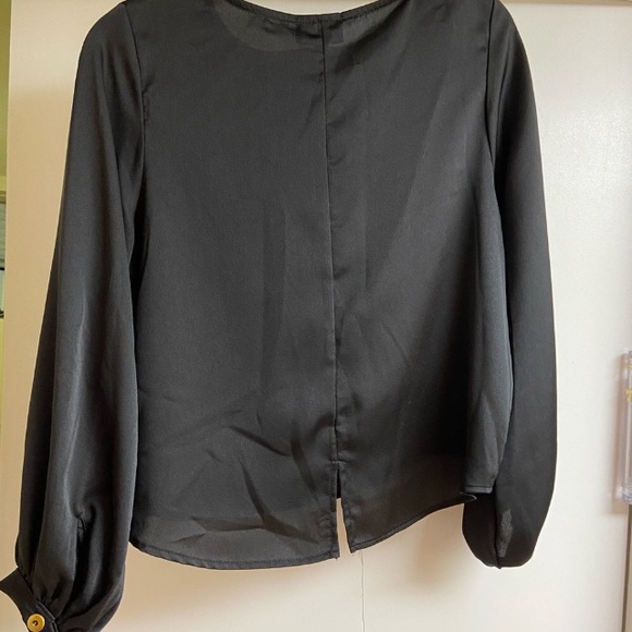 Black Lori Blouse | WUKOgals - Picture 7 of 11